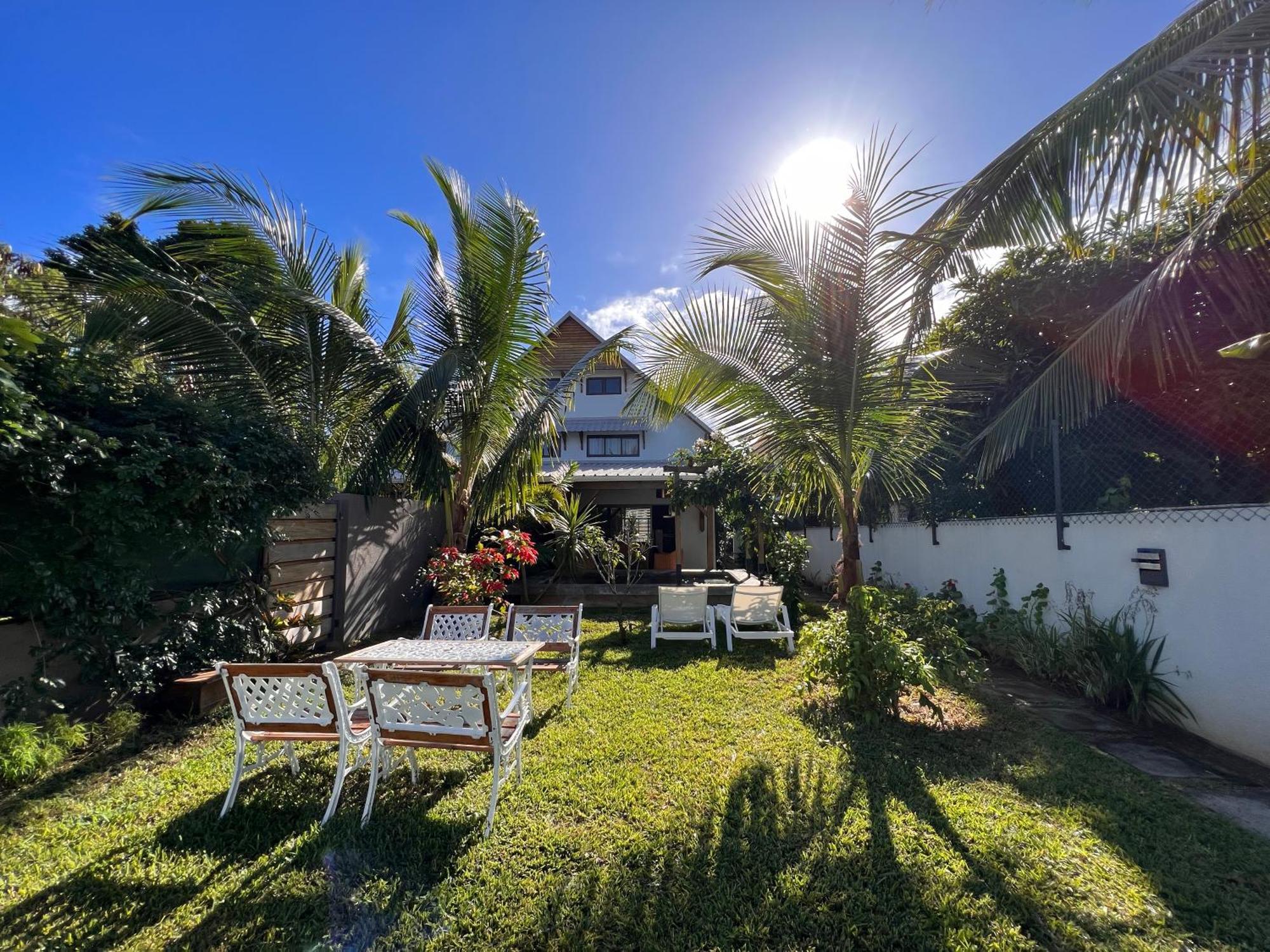 Tropical 3-bedrooms Coastal Creolia Grand Baie